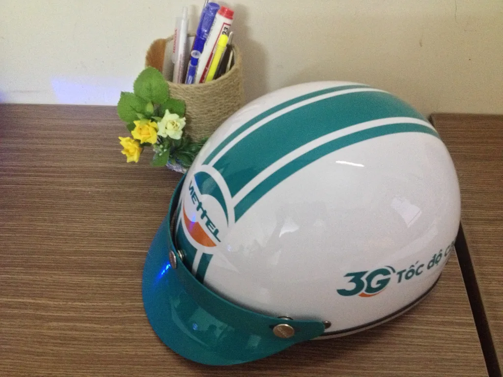 Sản Xuất Nón Bảo Hiểm Quà Tặng Giá Rẻ tại TP.HCM
