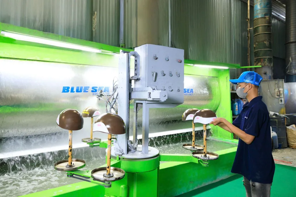 Sản Xuất Mũ Bảo Hiểm, Nón Bảo Hiểm Số Lượng Lớn Giá Xưởng