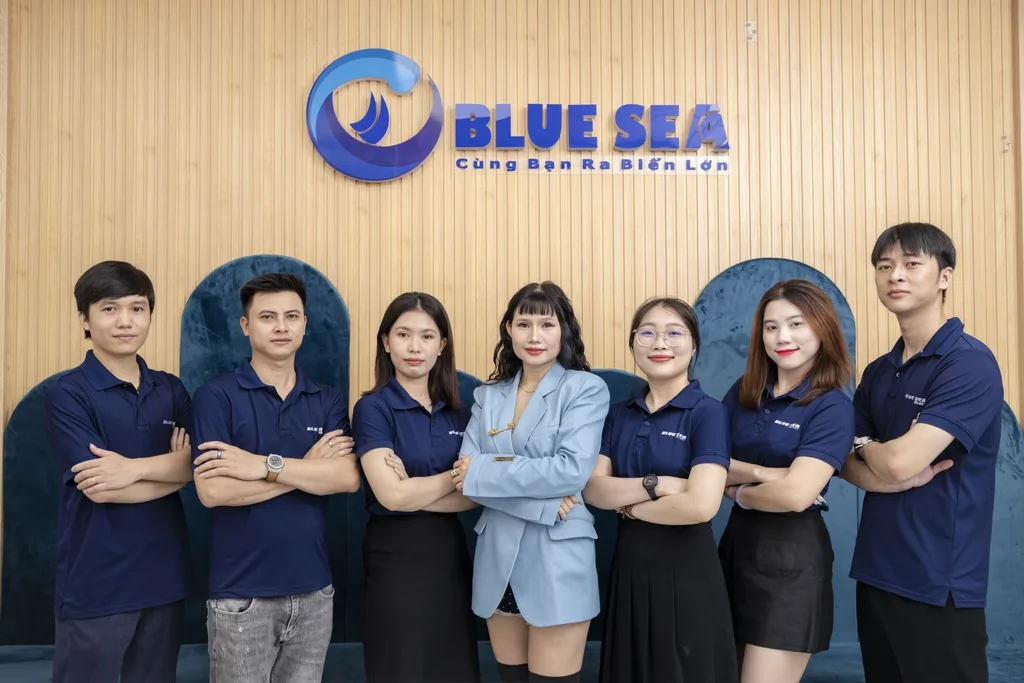 đặt nón bảo hiểm số lượng lớn