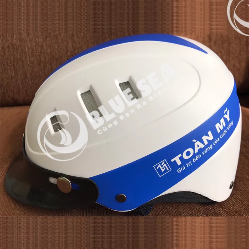 Chi phí in mũ bảo hiểm thường thấp hơn các phương án khác