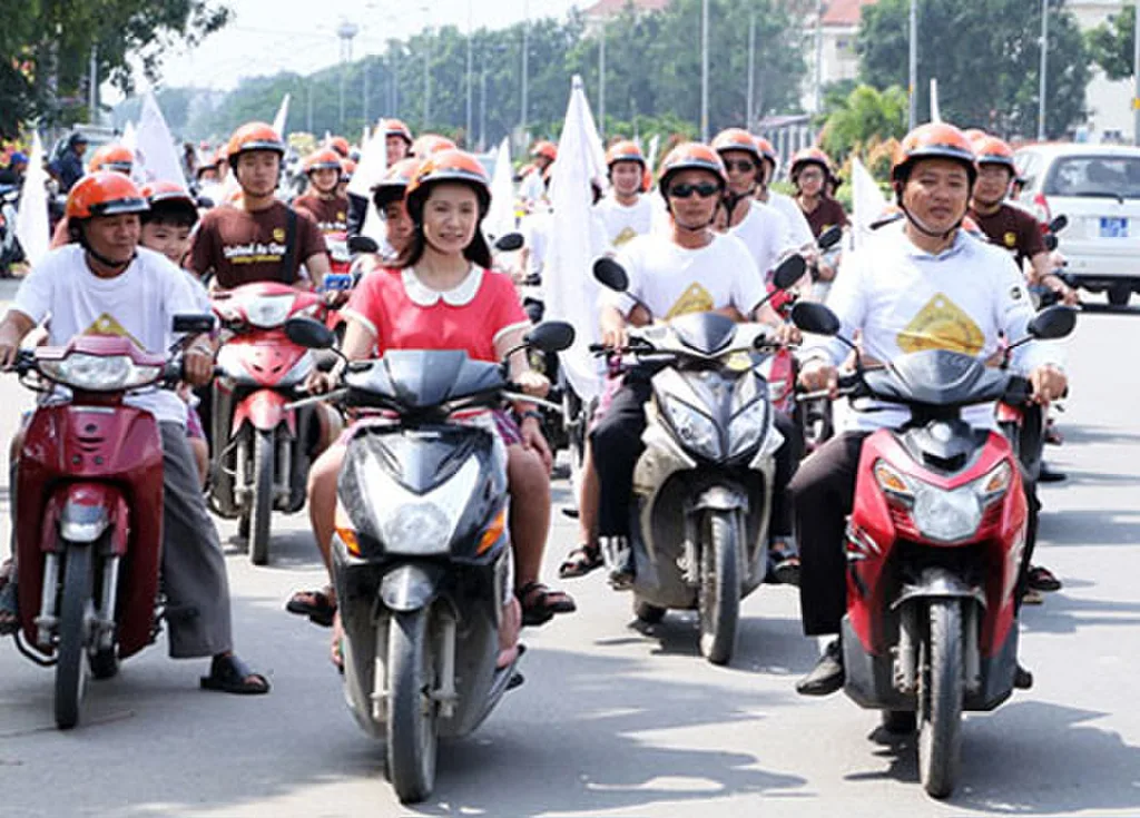 đặt nón bảo hiểm in logo