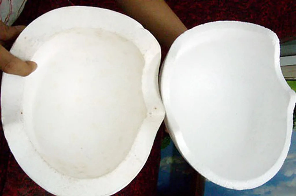 Xốp mũ bảo hiểm.