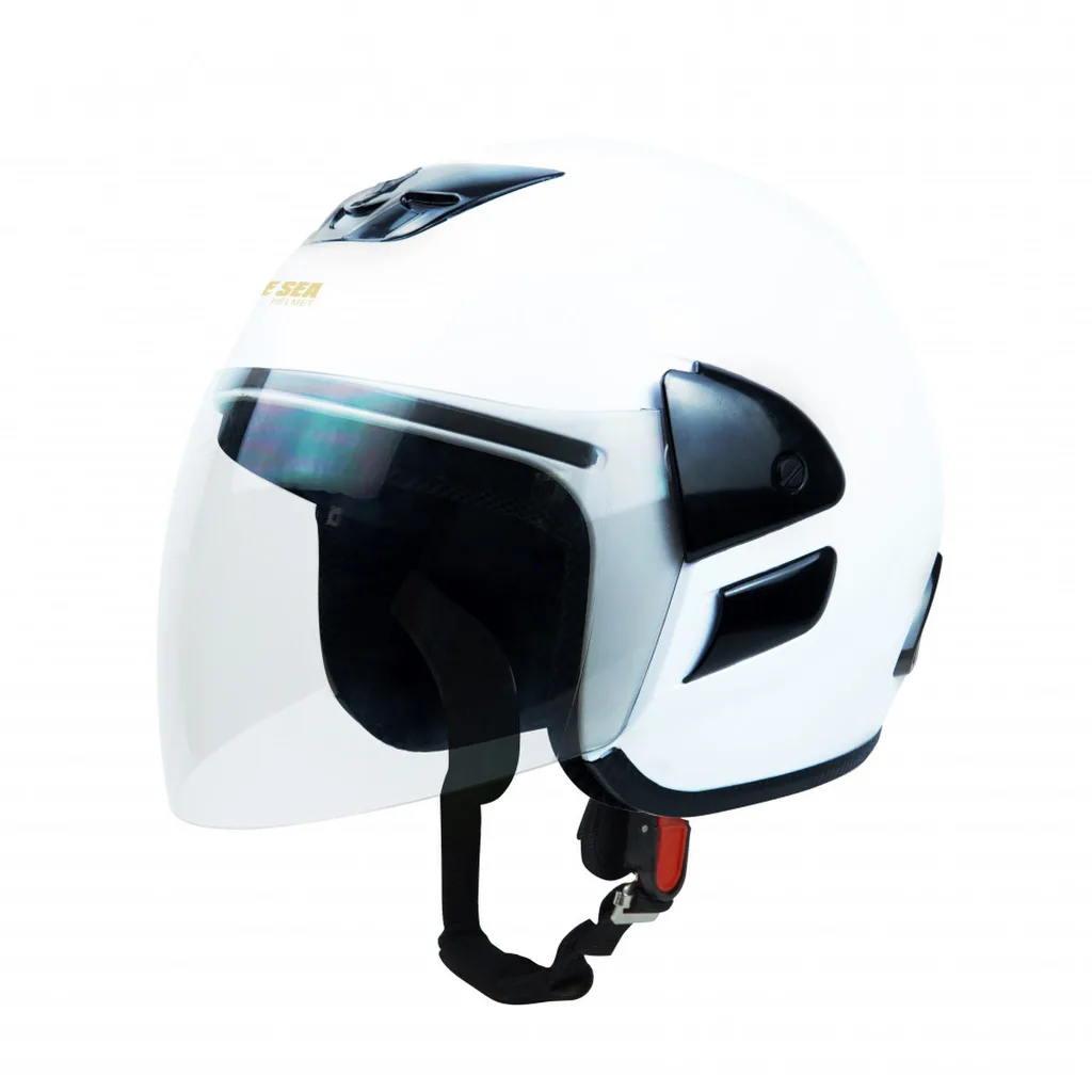 Mũ bảo hiểm 3/4 và mũ bảo hiểm nửa đầu: Đâu là sự lựa chọn phù hợp với bạn?